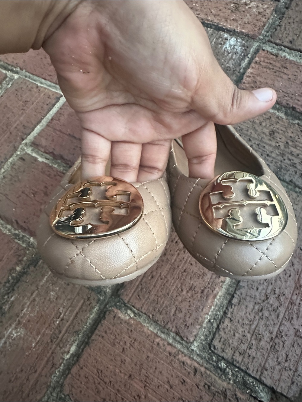 Tory Burch Quilted Nude Leather Logo Ballet Flats - Picture 7 of 9
